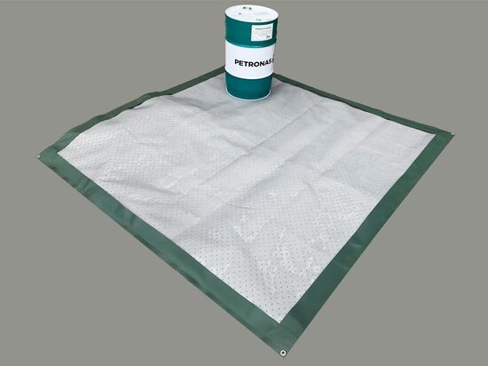Spill drip trays with exchangeable absorbent pads
